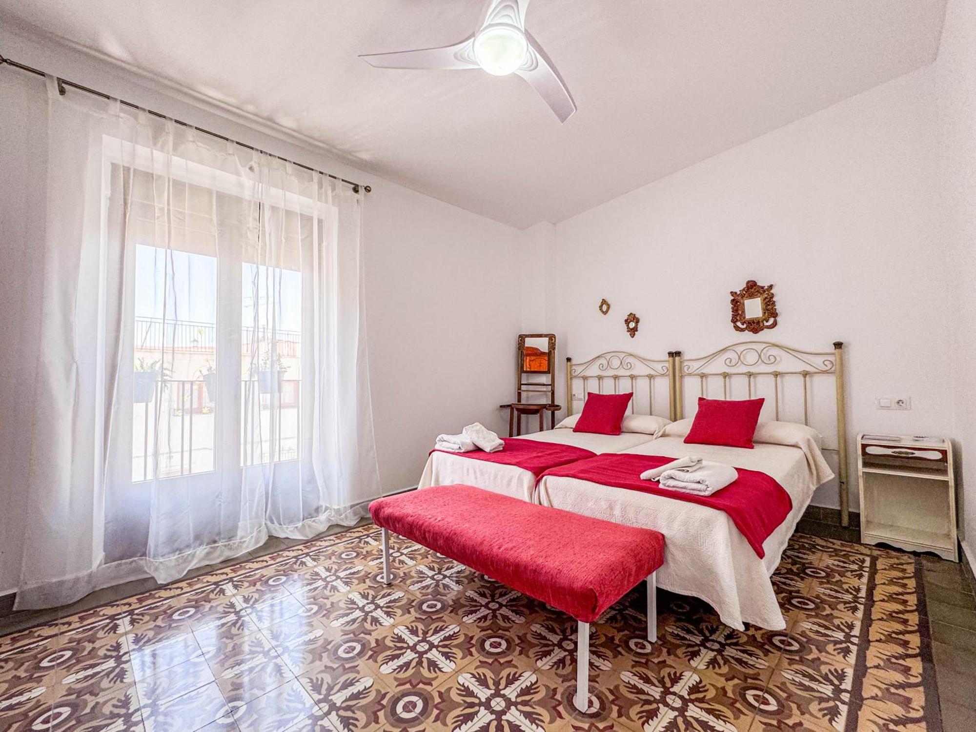 Freila Casa Cueva Rural Vico Ideal Grandes Grupos מראה חיצוני תמונה